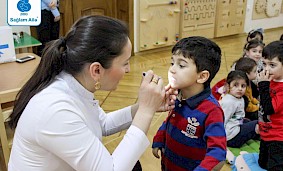 Qızıl Açar Montessori uşaq bağçasında tibbi müayinə